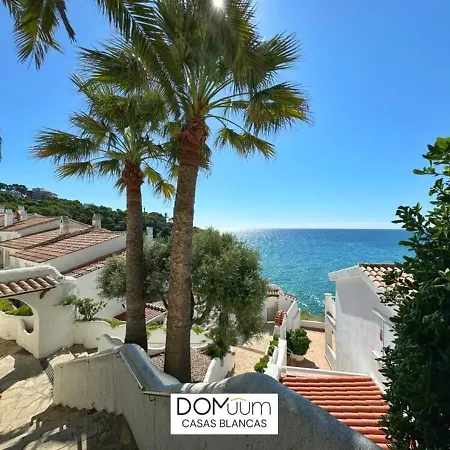 Domuum Holidays - Casas Blancas *