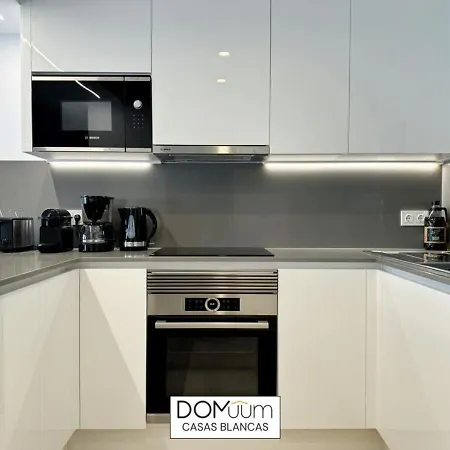 Domuum Holidays - Casas Blancas *