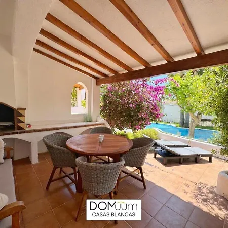 Domuum Holidays - Casas Blancas Apartment *