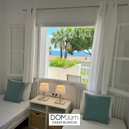 Apartment Domuum Holidays - Casas Blancas *