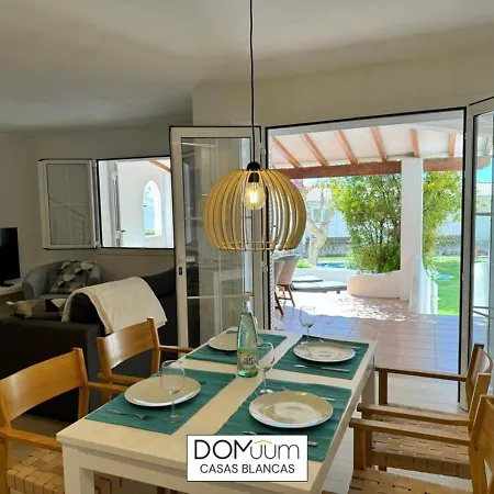 Domuum Holidays - Casas Blancas Apartment Salou