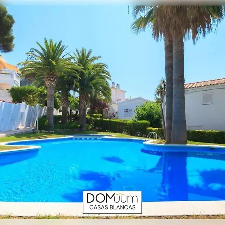 Domuum Holidays - Casas Blancas *