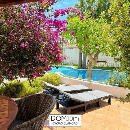 Apartamento Domuum Holidays - Casas Blancas *